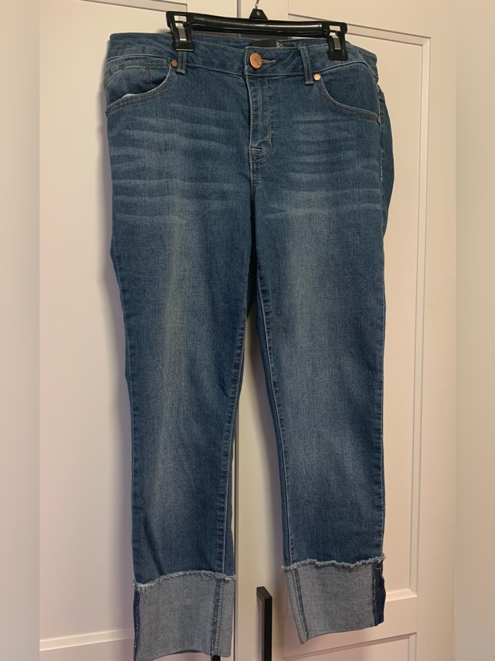 1822 Denim βTaylorβ Straight Leg Jeans | Size 10 | Mid-Rise Cuffed Ankle